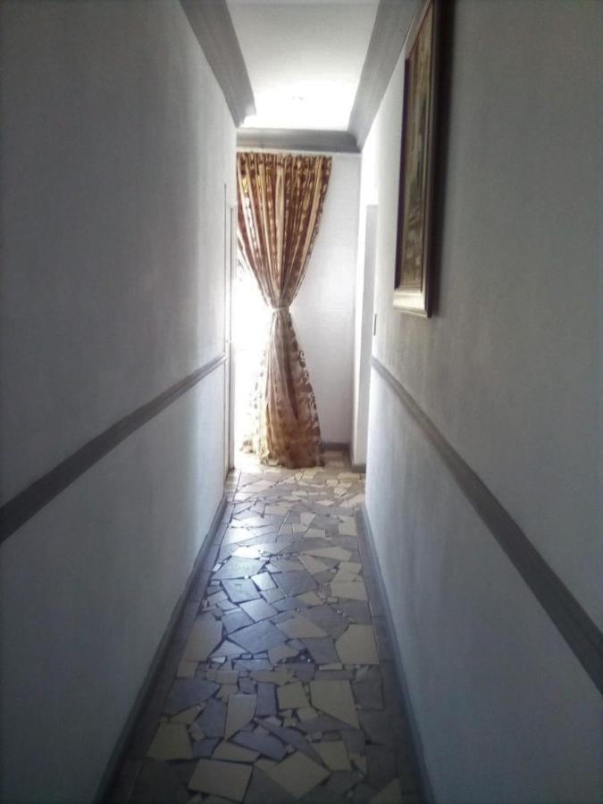 Bread And Barrel Guesthouse Bellville Cape Town Exterior photo