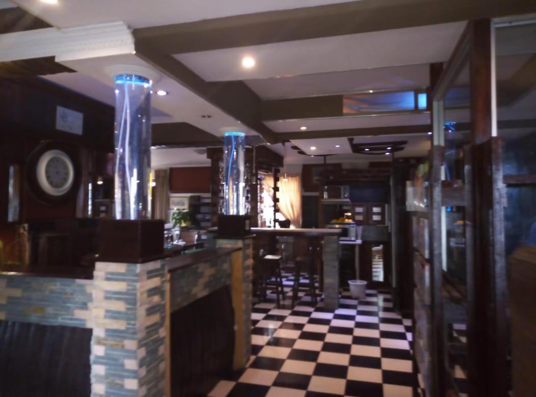 Bread And Barrel Guesthouse Bellville Cape Town Exterior photo